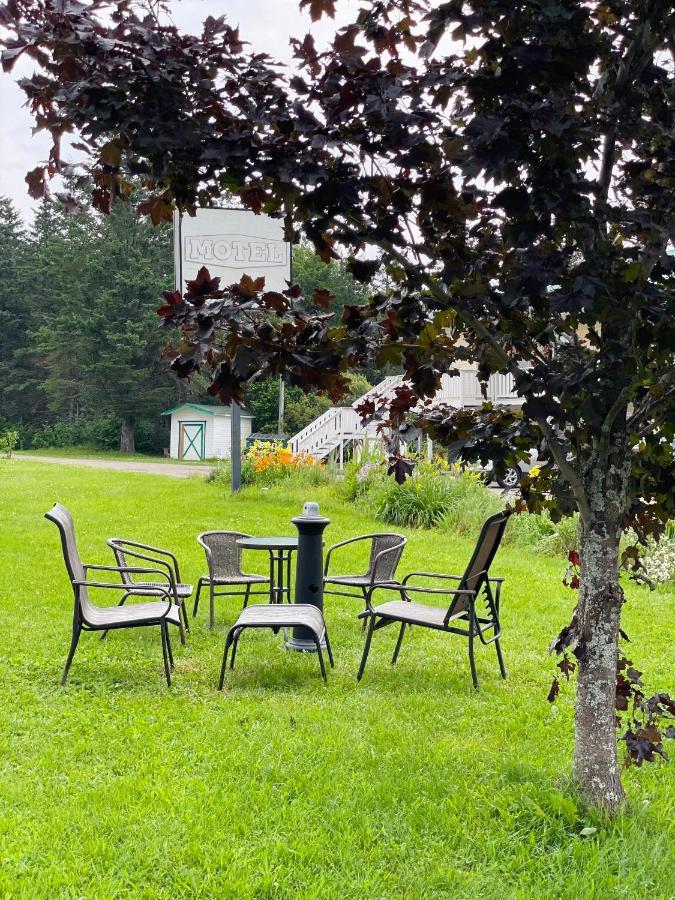 Scenic Motel Монктон Экстерьер фото